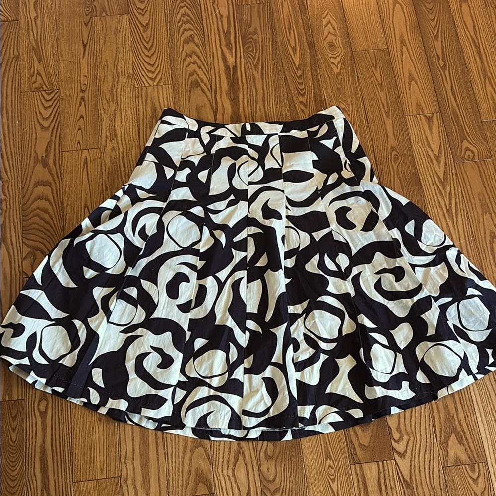 H&M Black and White Patterned Women's Skirt